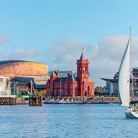 Luxury Apartments In Cardiff City Centre Exterior photo
