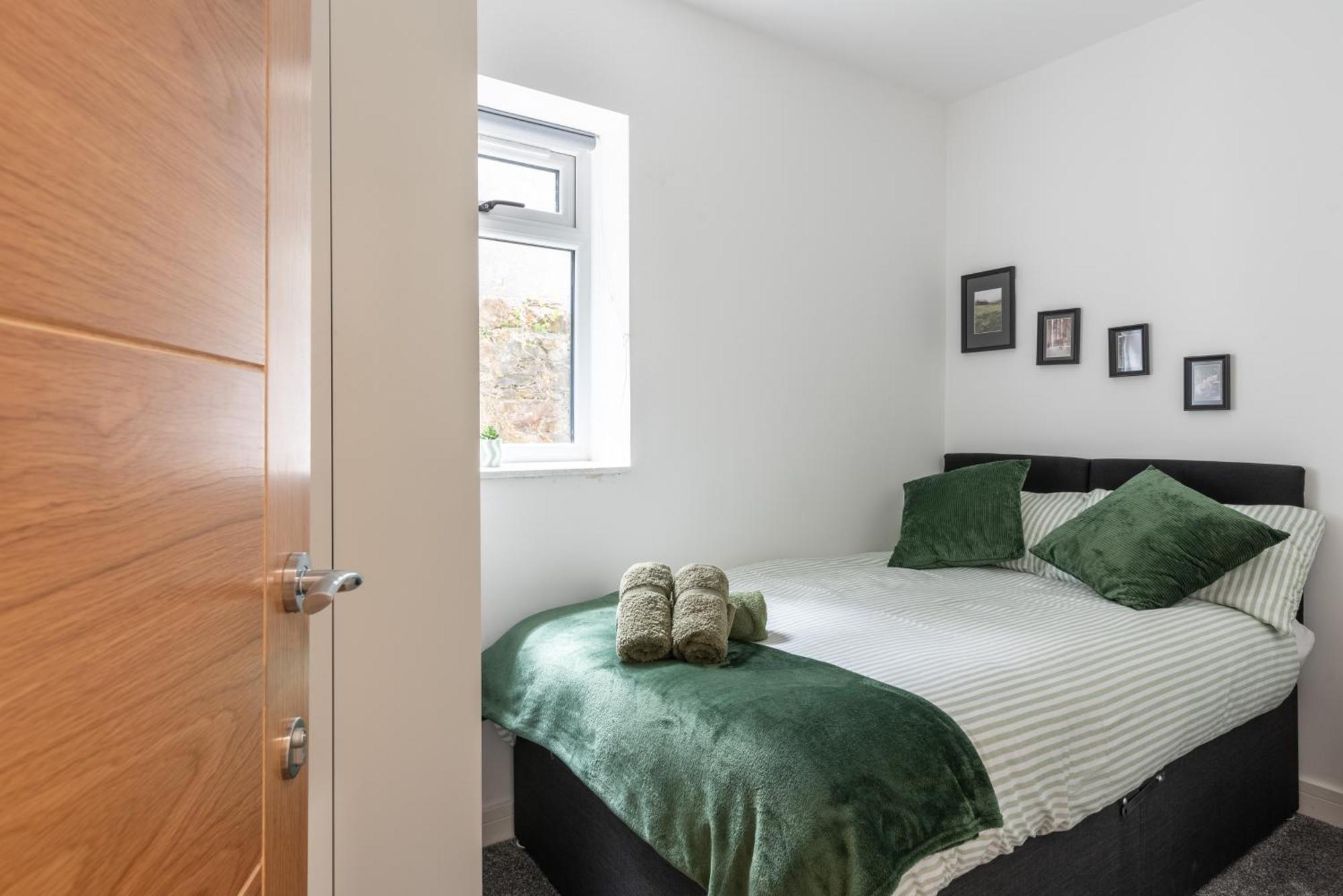 Luxury Apartments In Cardiff City Centre Apartment *