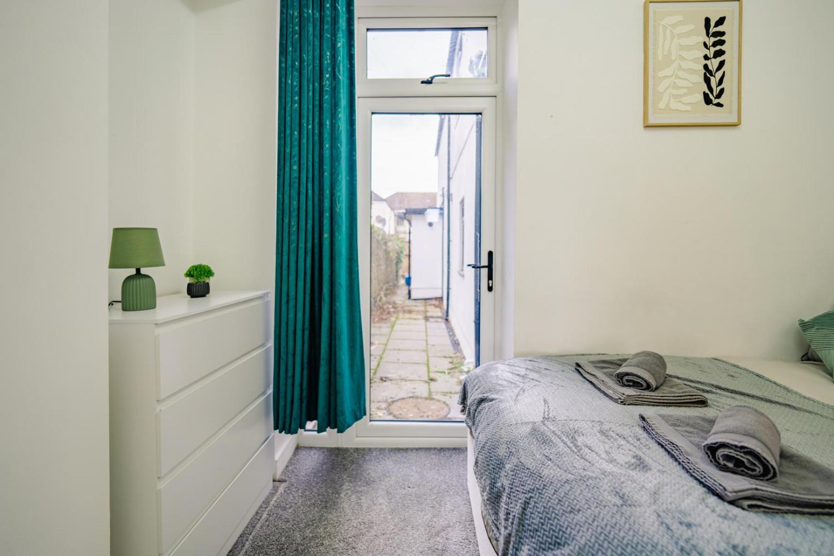 Luxury Apartments In Cardiff City Centre Apartment Cardiff