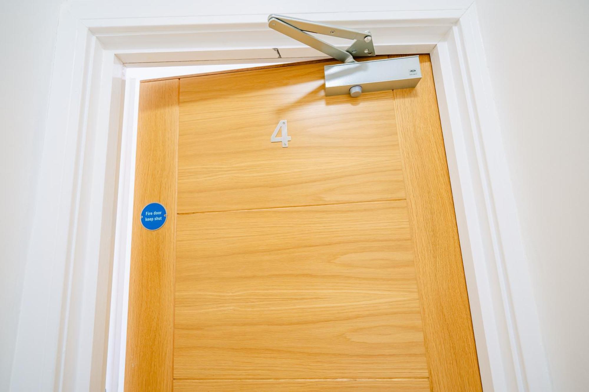 Apartment Luxury Apartments In Cardiff City Centre *
